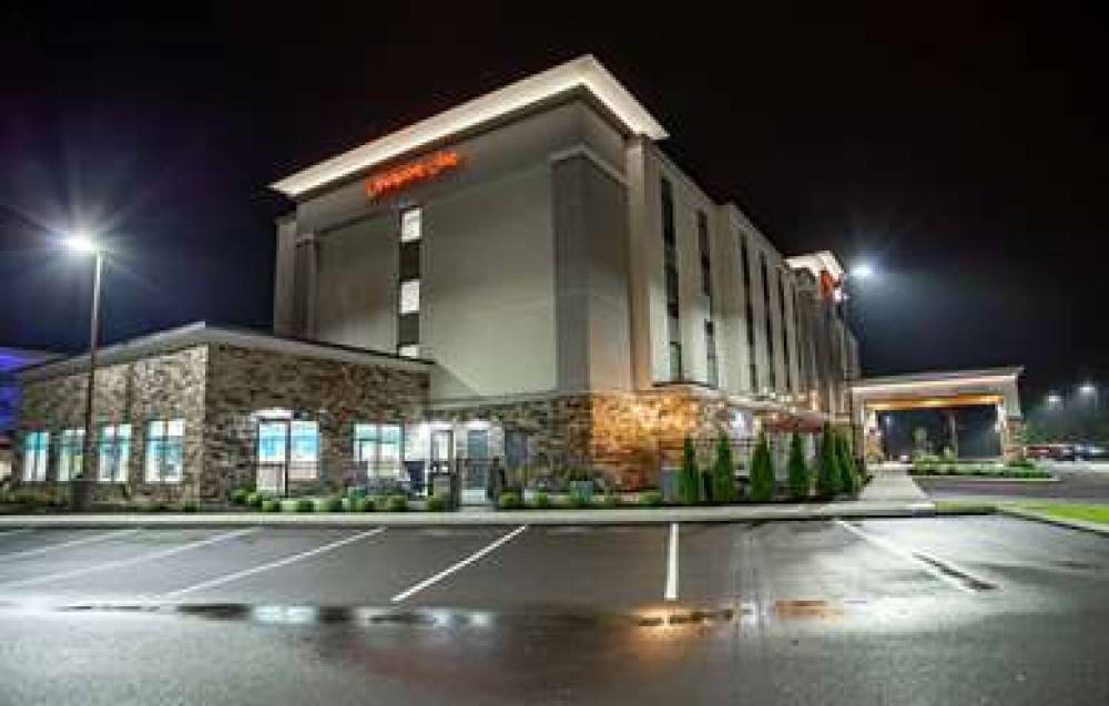 HAMPTON INN MADISON 3