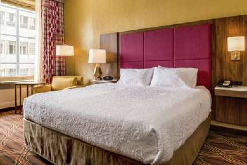 Hampton Inn Majestic Chicago Theatre District 10