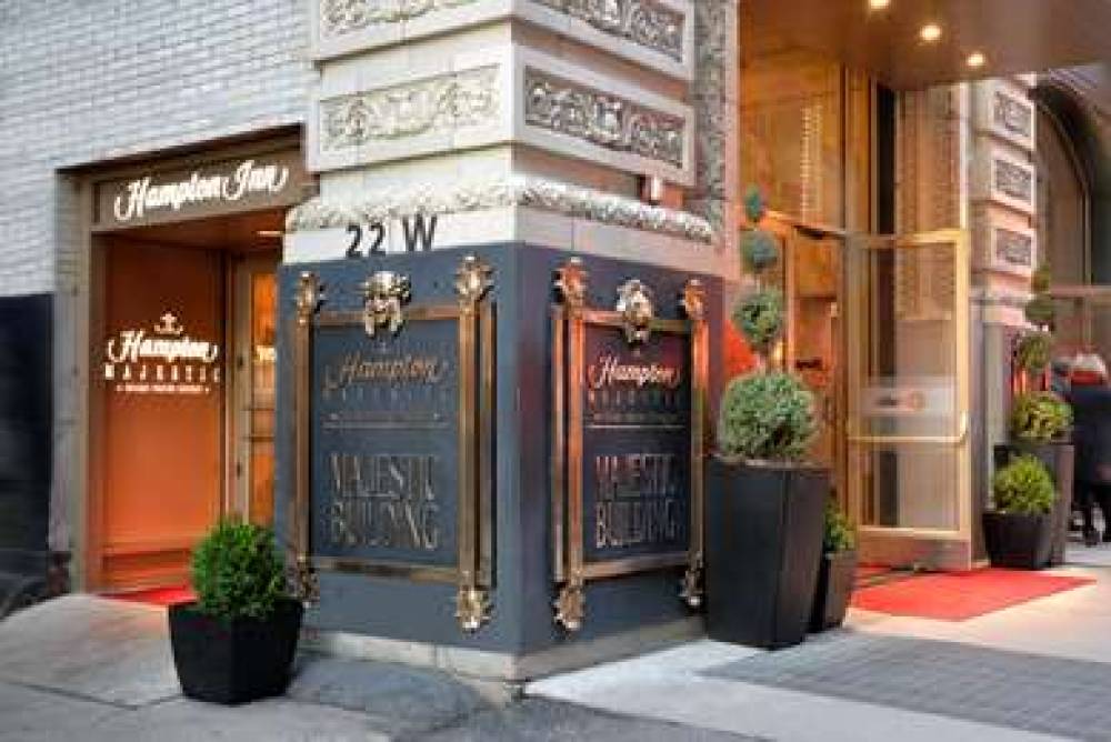 Hampton Inn Majestic Chicago Theatre District 2