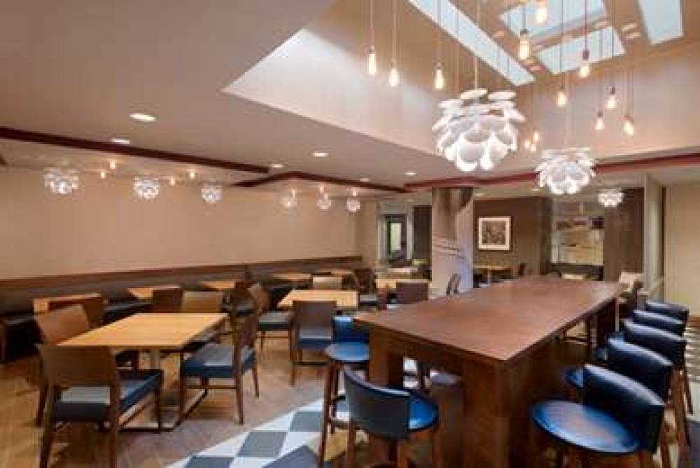 HAMPTON INN MANHATTAN/DOWNTOWN-FINA 4