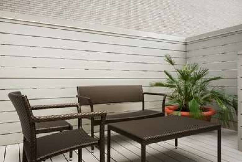 HAMPTON INN MANHATTAN/DOWNTOWN-FINA 5