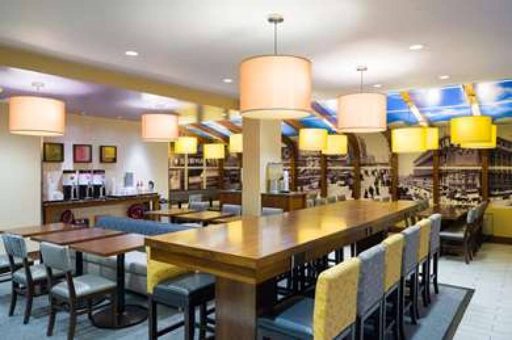 Hampton Inn Manhattan-Madison Square Garden Area 7