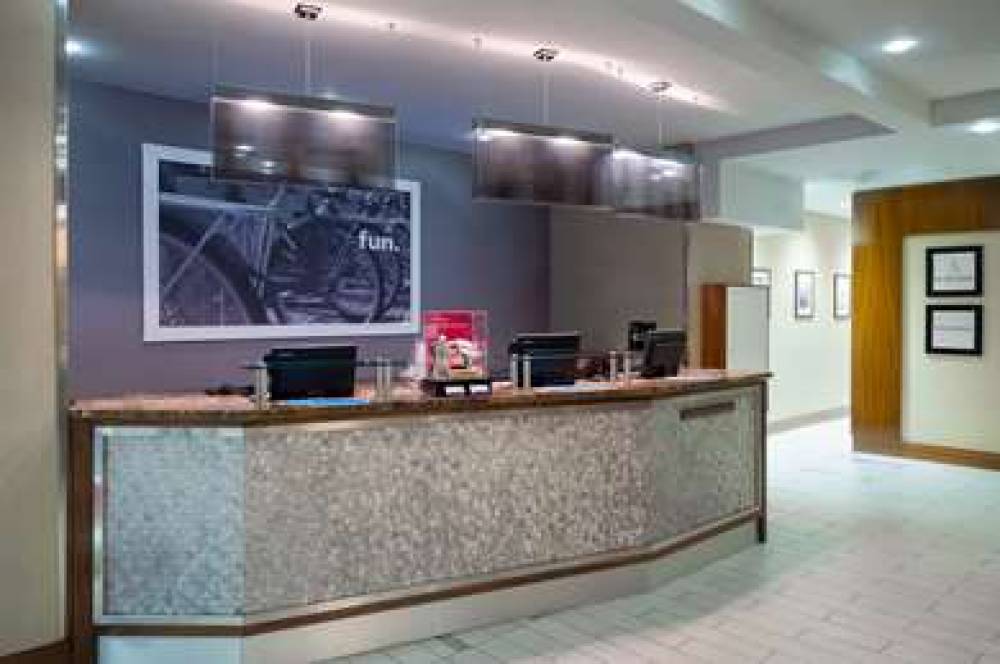 Hampton Inn Manhattan-Madison Square Garden Area 9