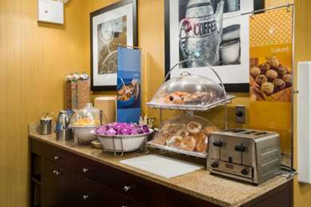 Hampton Inn Manhattan-Seaport-Financial District 10