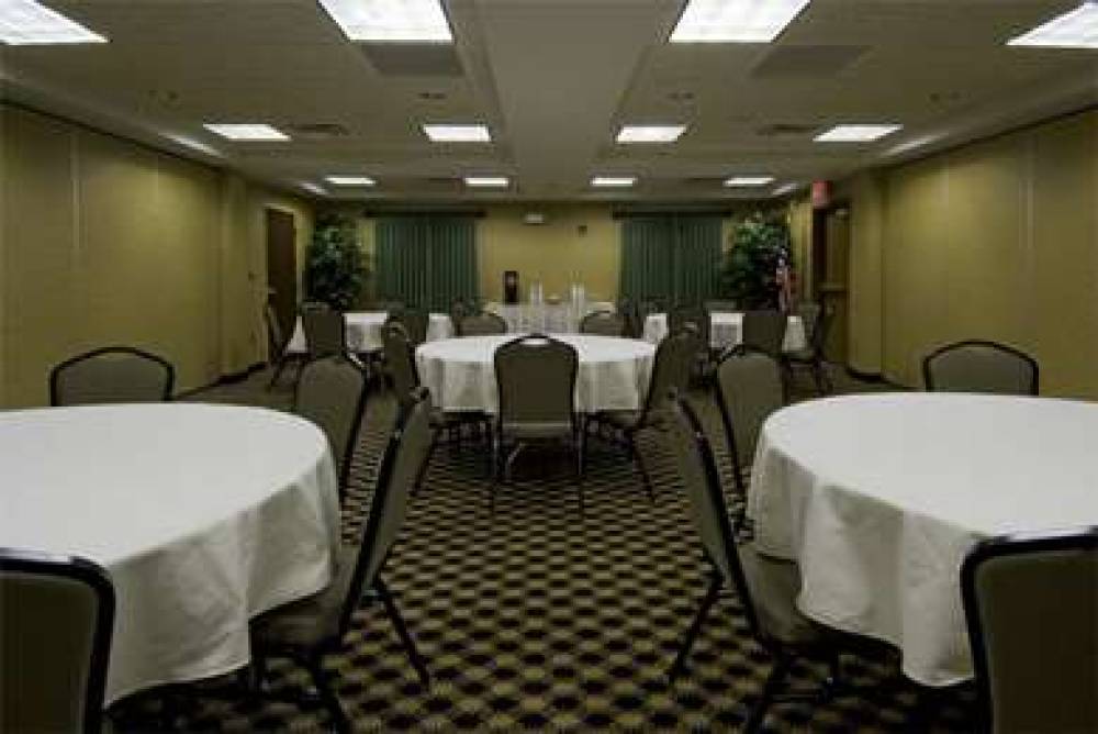 Hampton Inn Marshall, MI 8