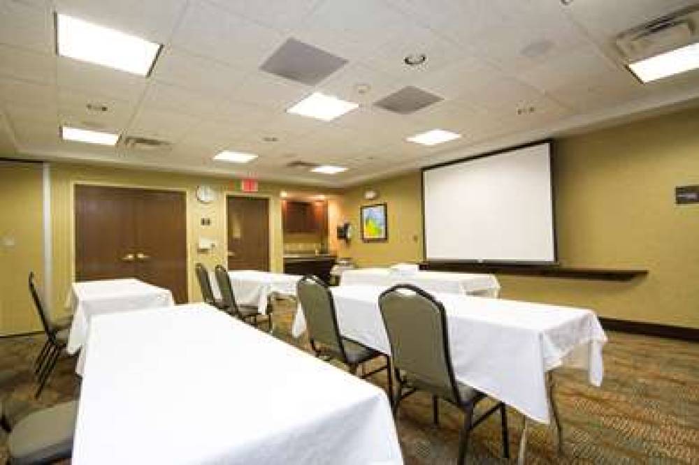 Hampton Inn Marshall, MI 5