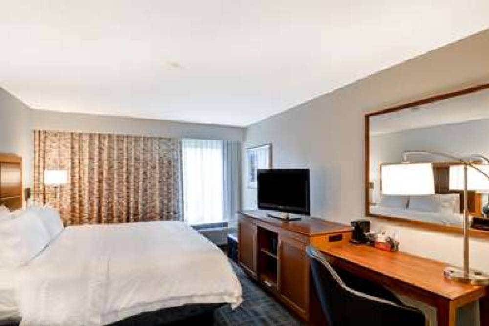 Hampton Inn Memphis Poplar 8