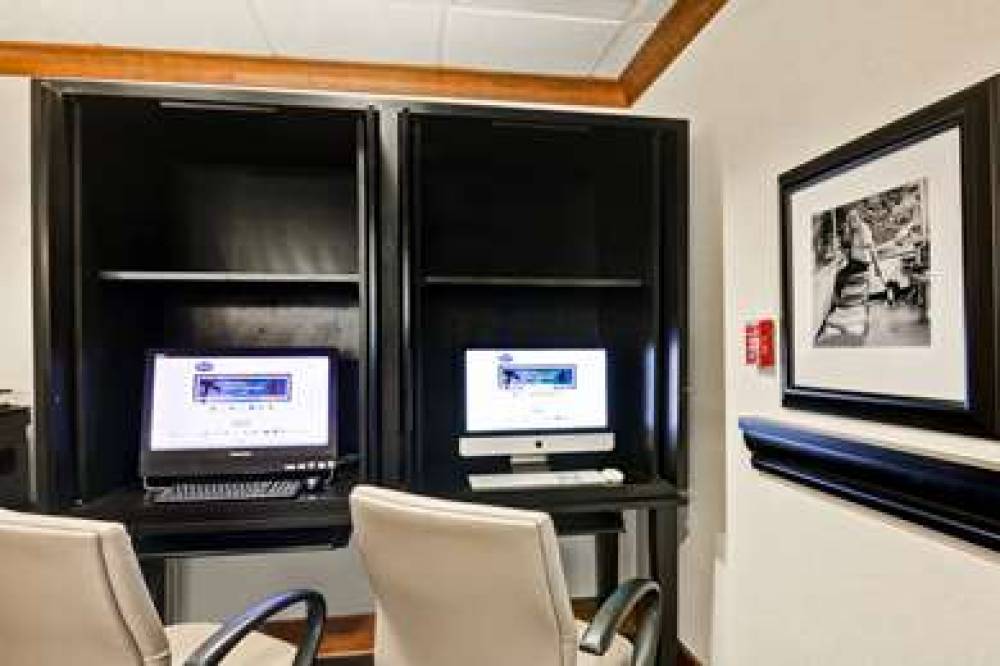 Hampton Inn Memphis Poplar 5