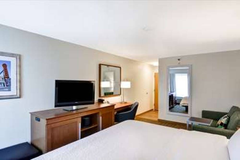 Hampton Inn Memphis Poplar 2