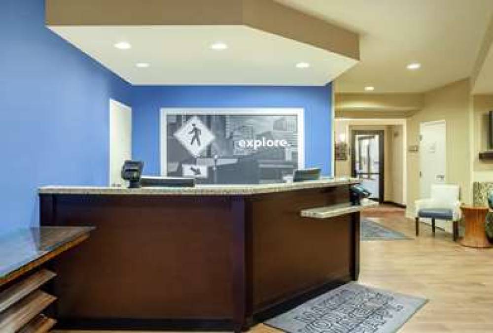 Hampton Inn Merrillville 10