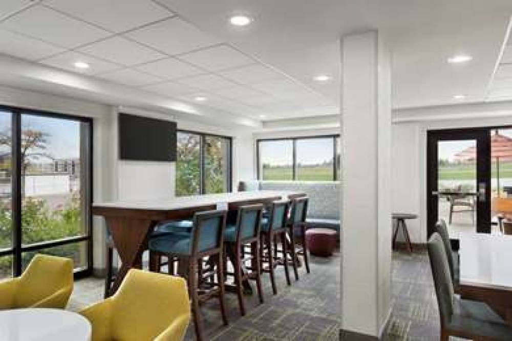 Hampton Inn Milwaukee/Brookfield 6