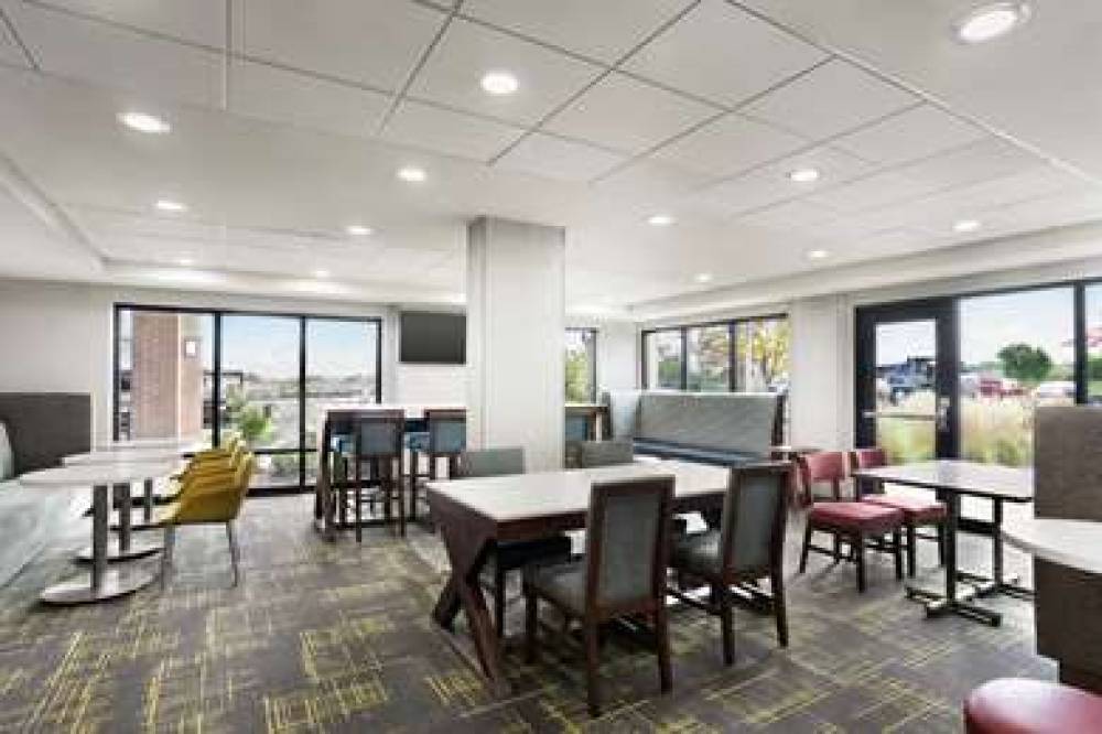 Hampton Inn Milwaukee/Brookfield 9
