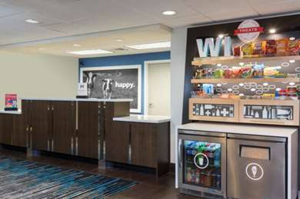 Hampton Inn Milwaukee Northwest 4