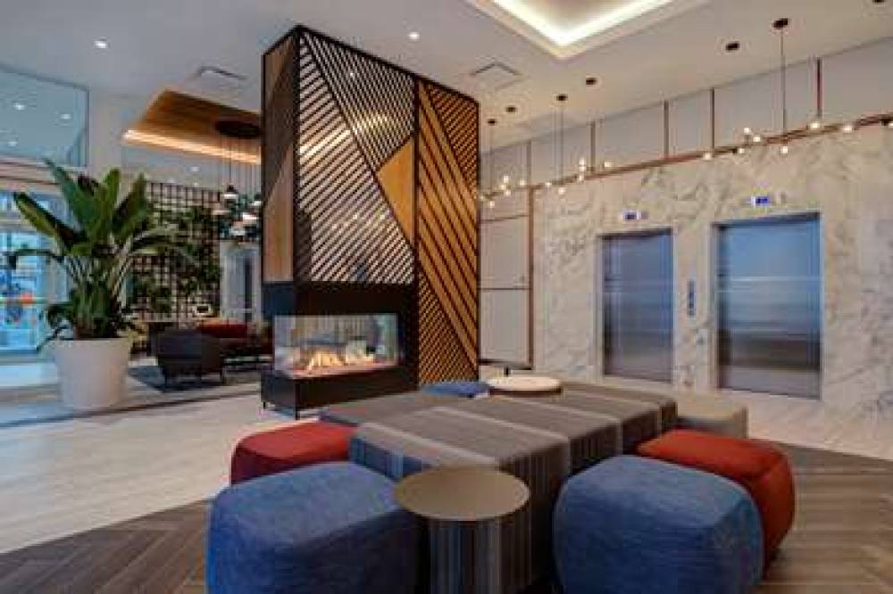 HAMPTON INN MONTREAL DOWNTOWN 5