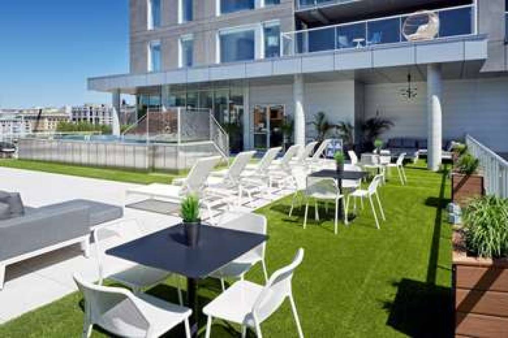 HAMPTON INN MONTREAL DOWNTOWN 7