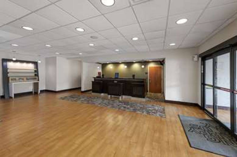 Hampton Inn Nanuet 6