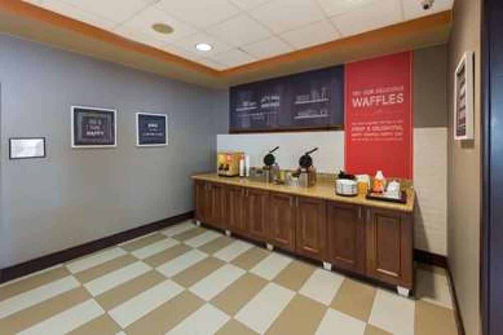 Hampton Inn Nanuet 9