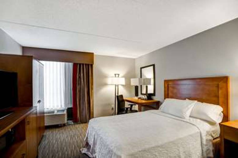Hampton Inn Norfolk Naval Base 2