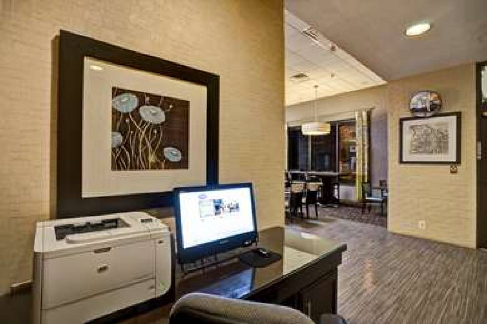 Hampton Inn Norfolk Naval Base 6