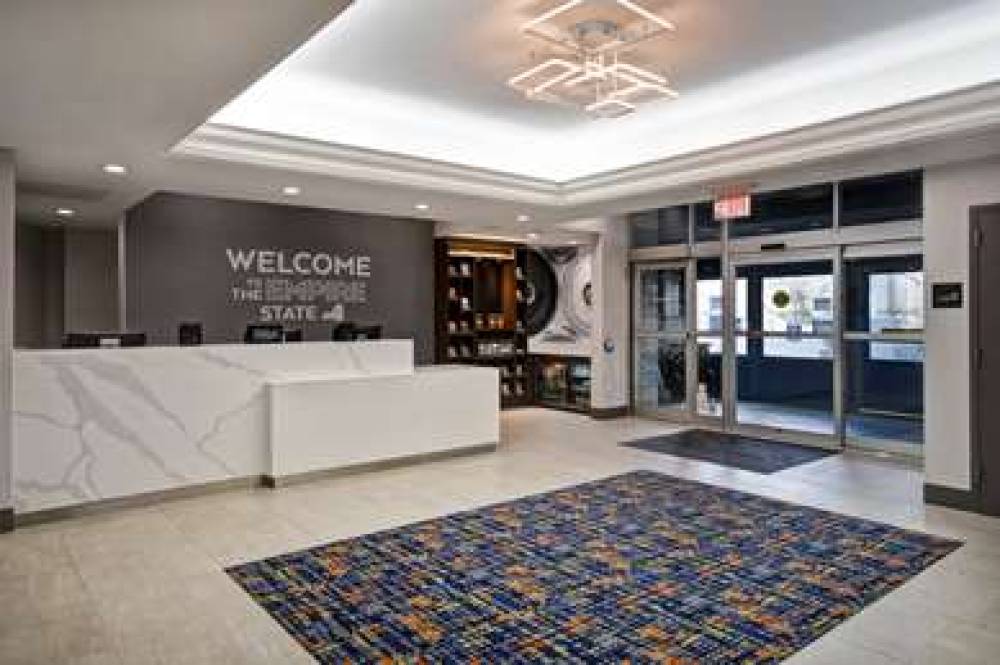 Hampton Inn NY-JFK Jamaica-Queens 5