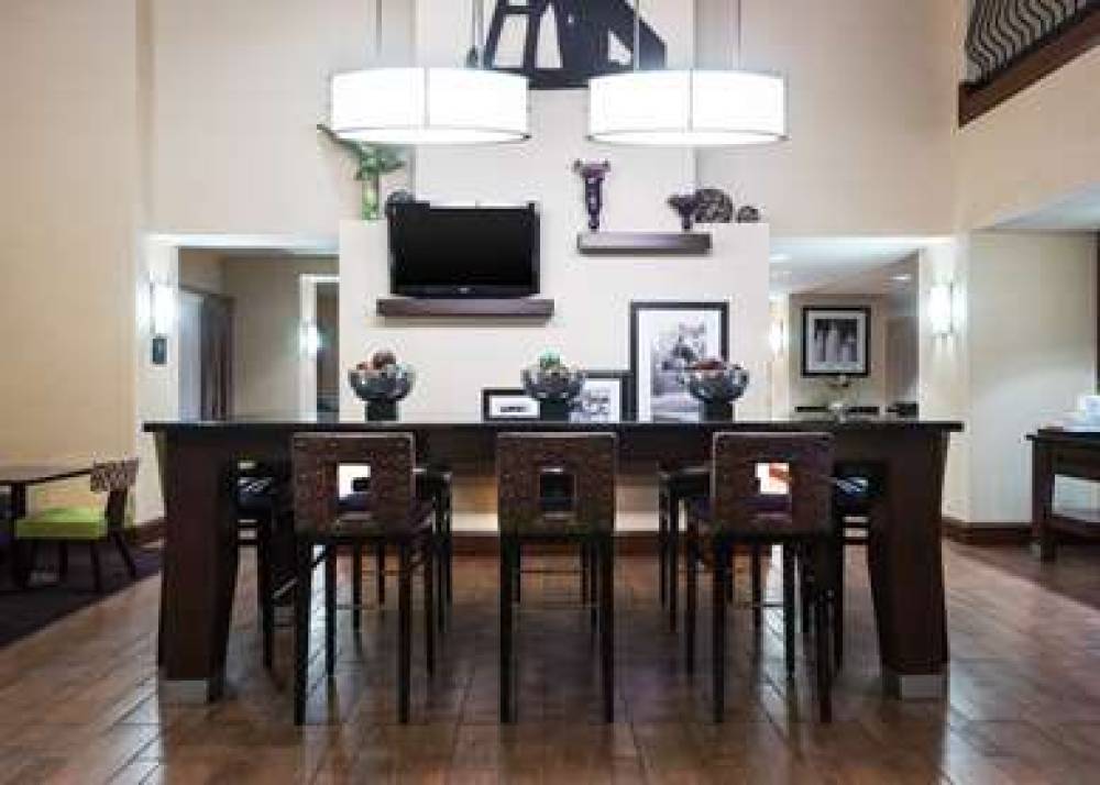 Hampton Inn Odessa, TX 5