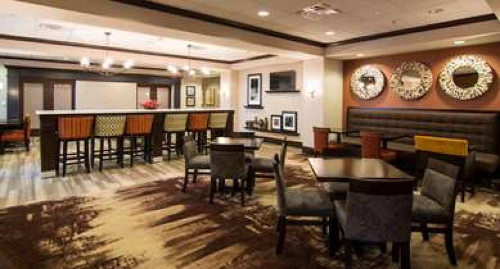 Hampton Inn  Orange City, IA 10