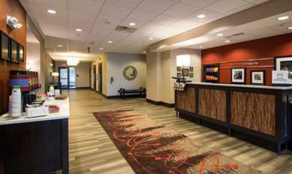 Hampton Inn  Orange City, IA 1