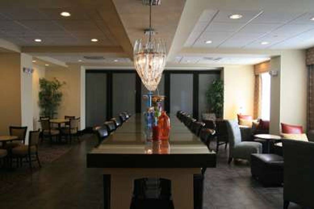 Hampton Inn Orange, TX 10