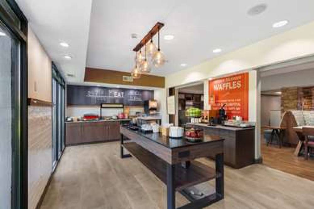 Hampton Inn Ottawa, IL 8