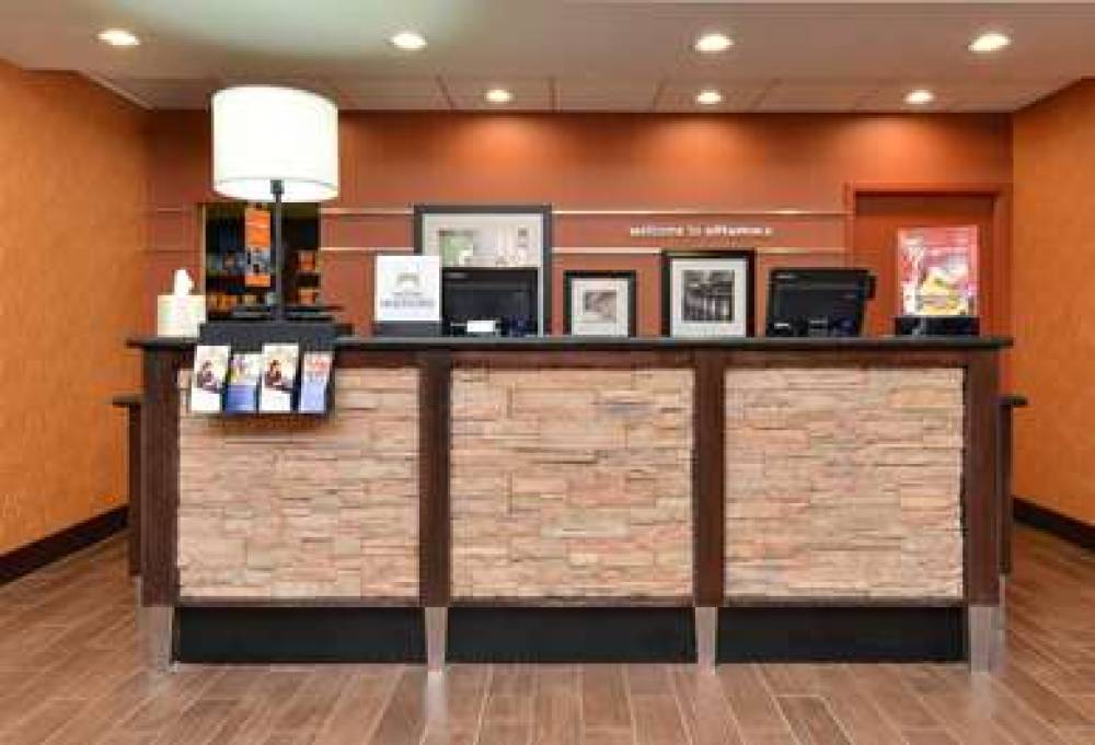 Hampton Inn Ottumwa, IA 6