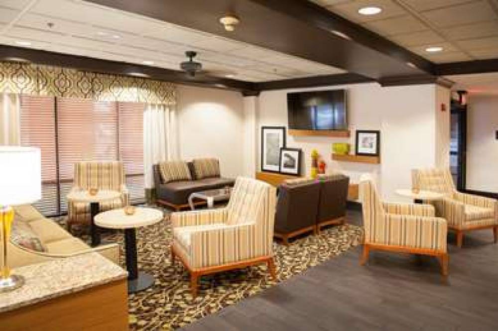 Hampton Inn Pensacola Airport 7