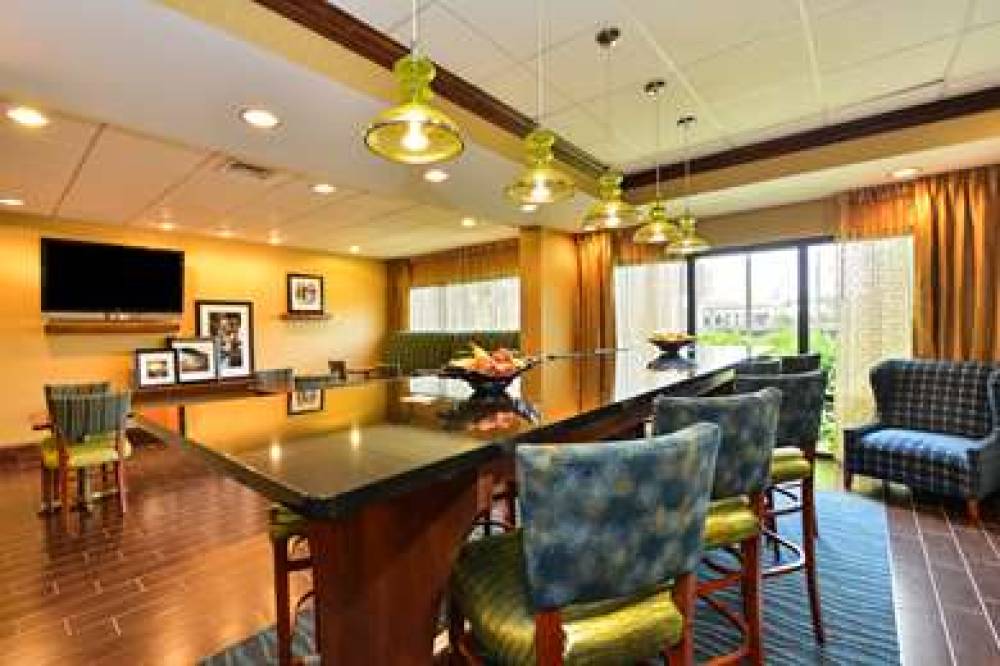 Hampton Inn Petersburg/Ft. Lee 8