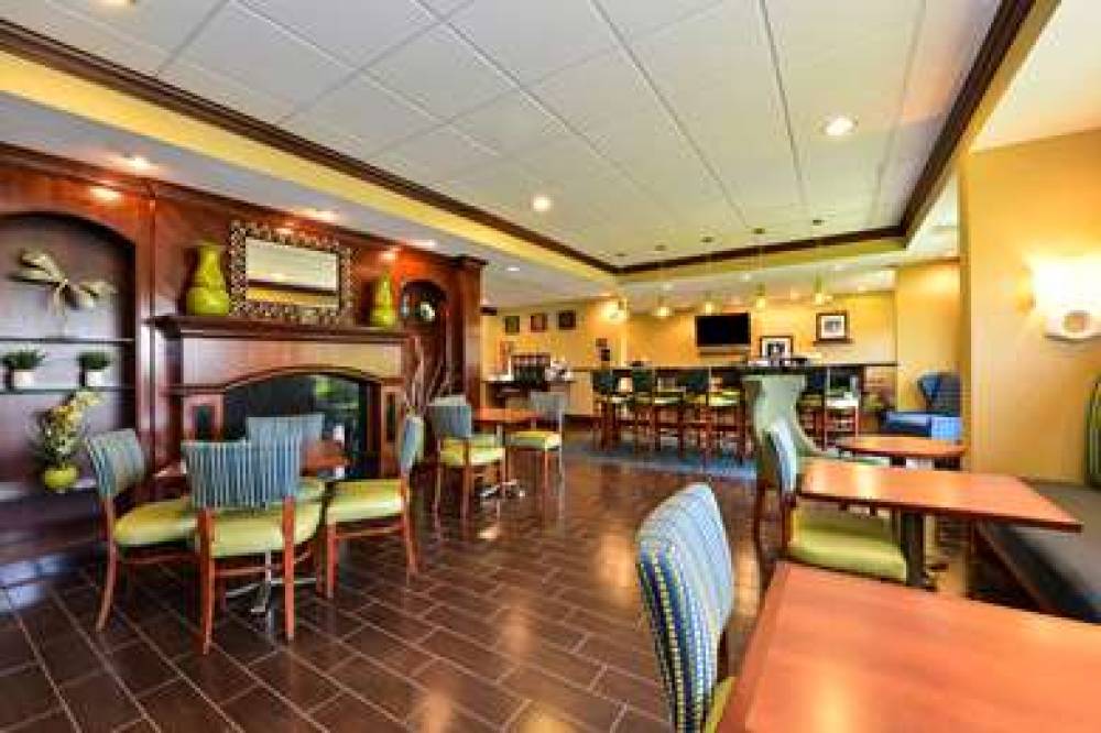 Hampton Inn Petersburg/Ft. Lee 9