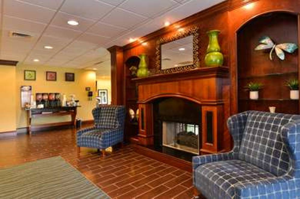 Hampton Inn Petersburg/Ft. Lee 10
