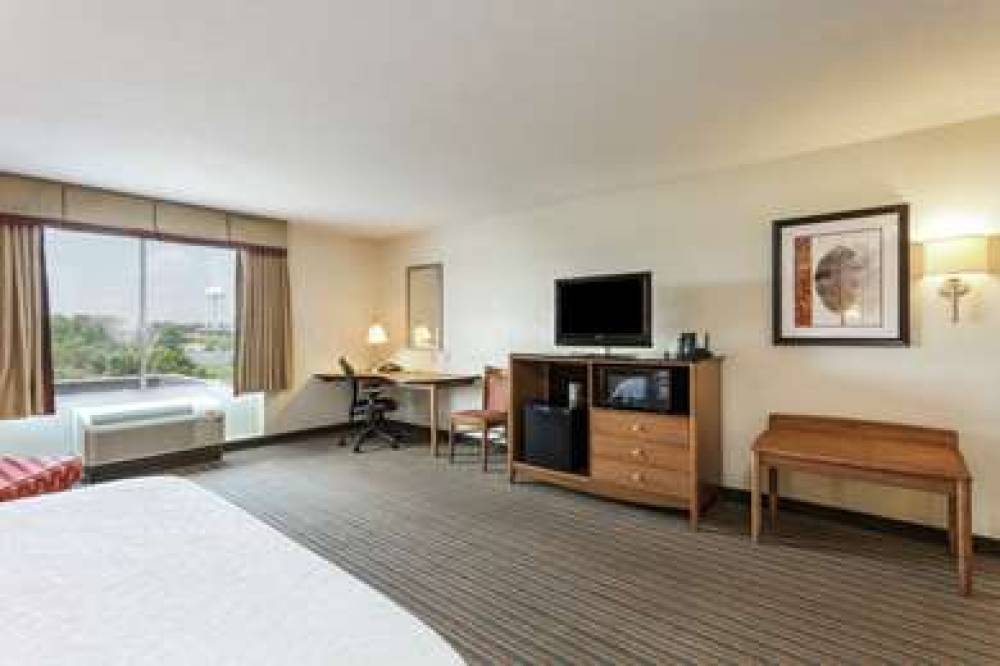 Hampton Inn Petersburg-Southpark Mall 6