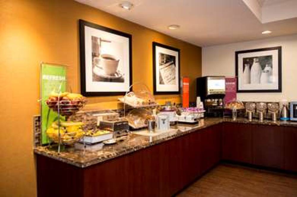 Hampton Inn Philadelphia Intl Airport 9
