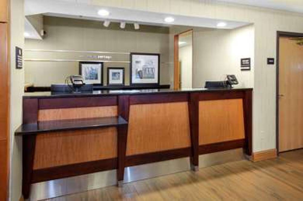 HAMPTON INN PORTAGE 2