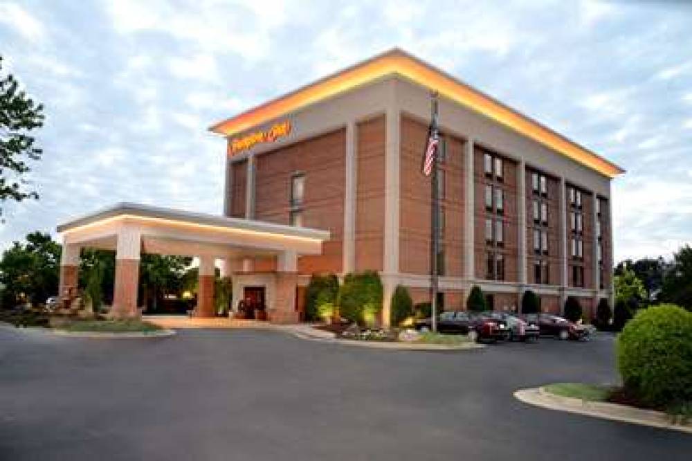 Hampton Inn Raleigh Capital Blvd. North 1