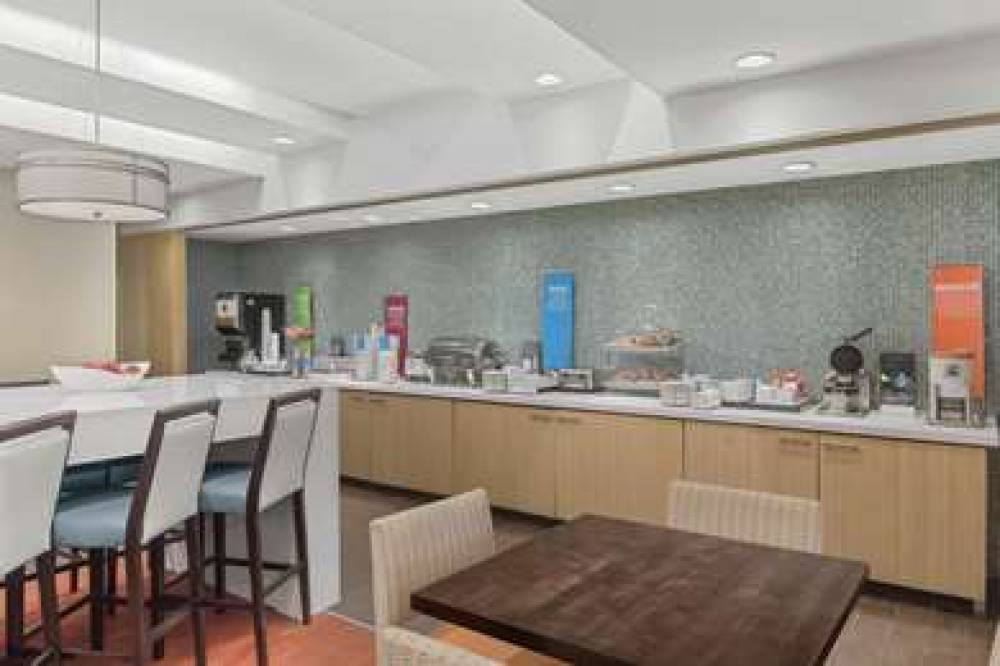 HAMPTON INN RICHMOND-SOUTHWEST-HULL 10