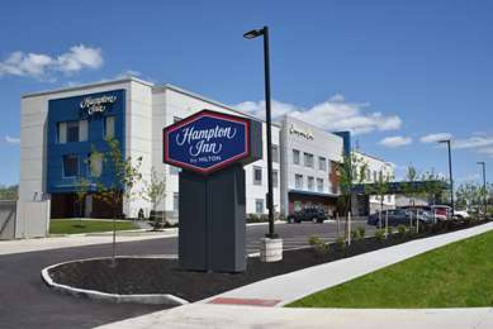 HAMPTON INN RICHWOOD SOUTH 4