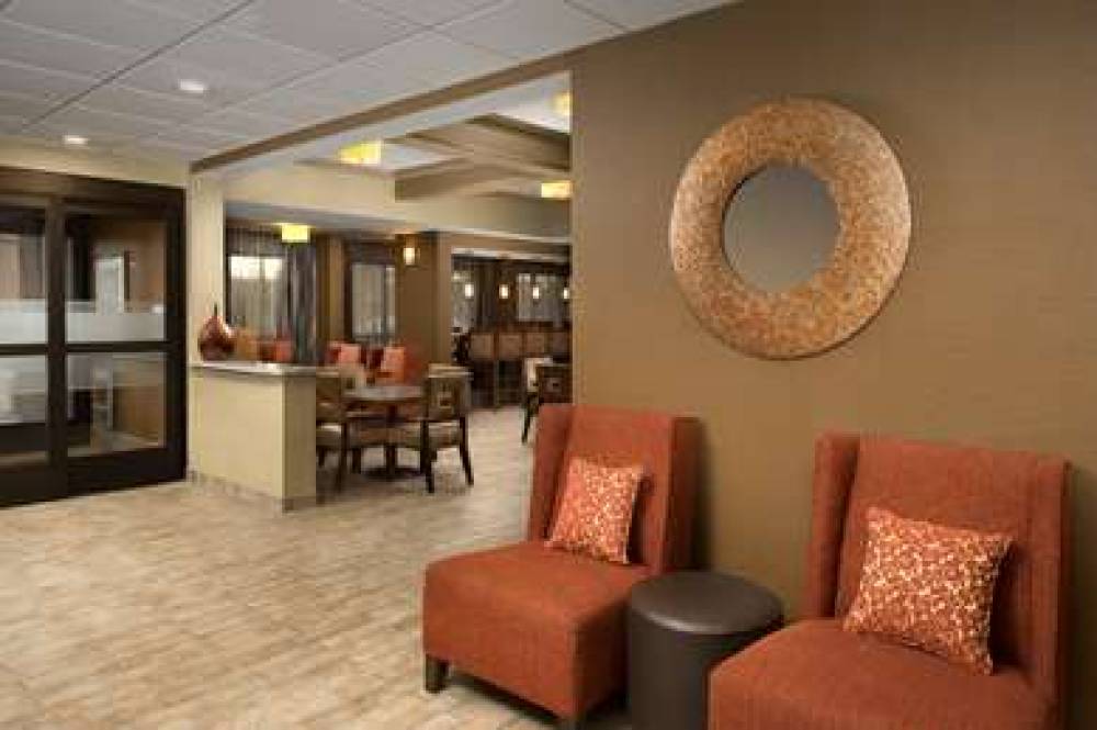 Hampton Inn Rochester-Greece 6