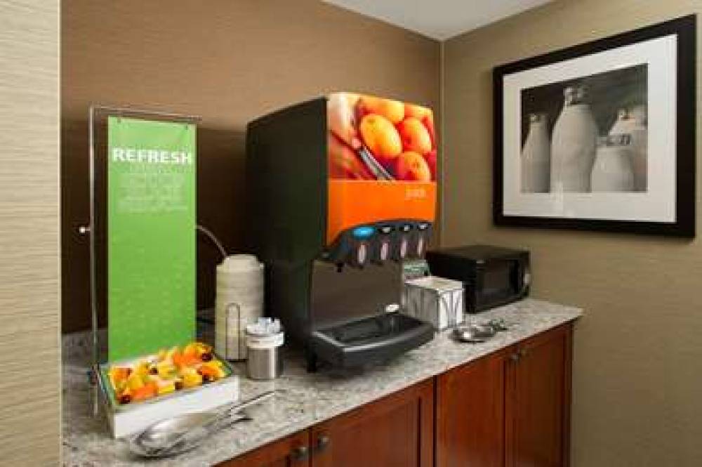 Hampton Inn Rochester-Greece 2