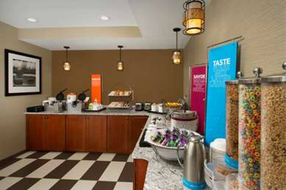 Hampton Inn Rochester-Greece 10