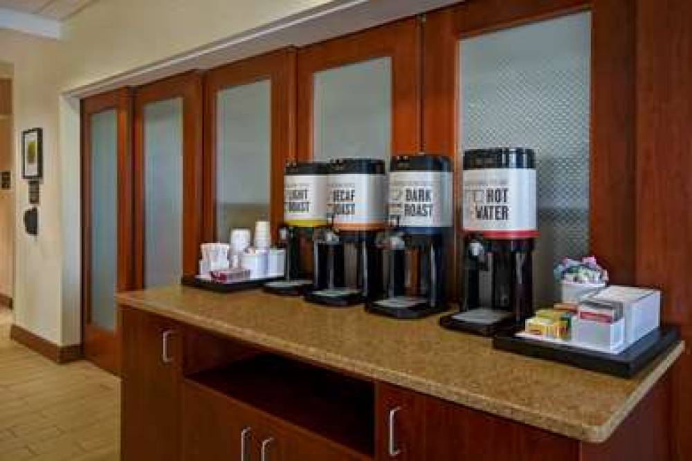 Hampton Inn Rutland, VT 8