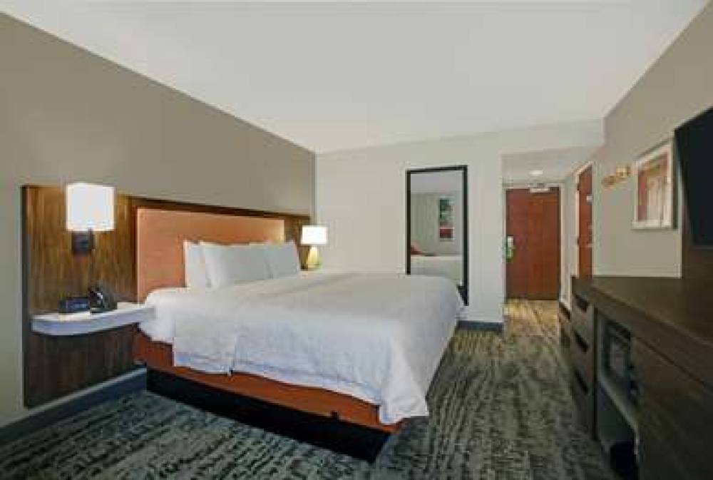 Hampton Inn Salisbury, NC 4