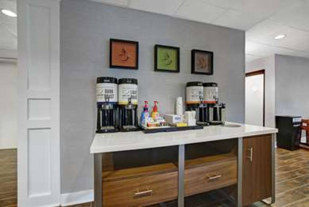 Hampton Inn Salisbury, NC 9