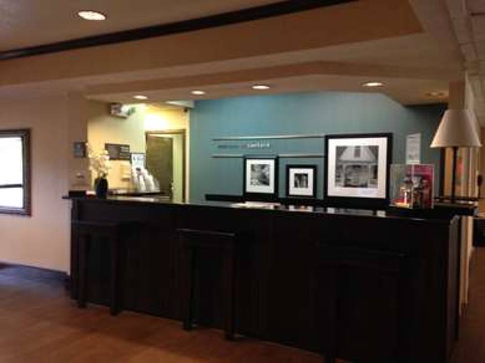 Hampton Inn Sanford 5