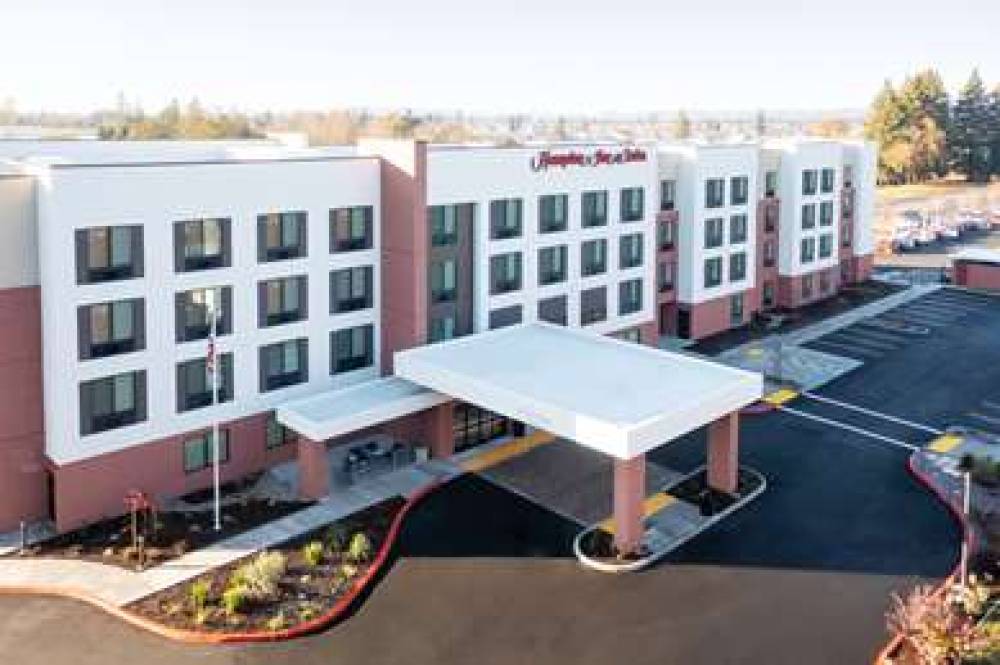 HAMPTON INN SANTA ROSA SONOMA 1
