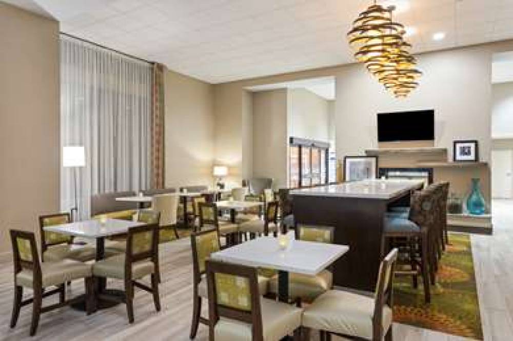 Hampton Inn Sault Ste. Marie, MI 7
