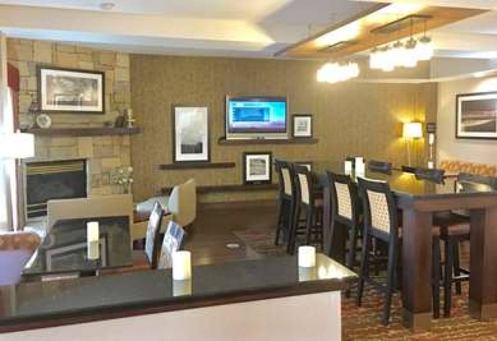 Hampton Inn Sevierville 10